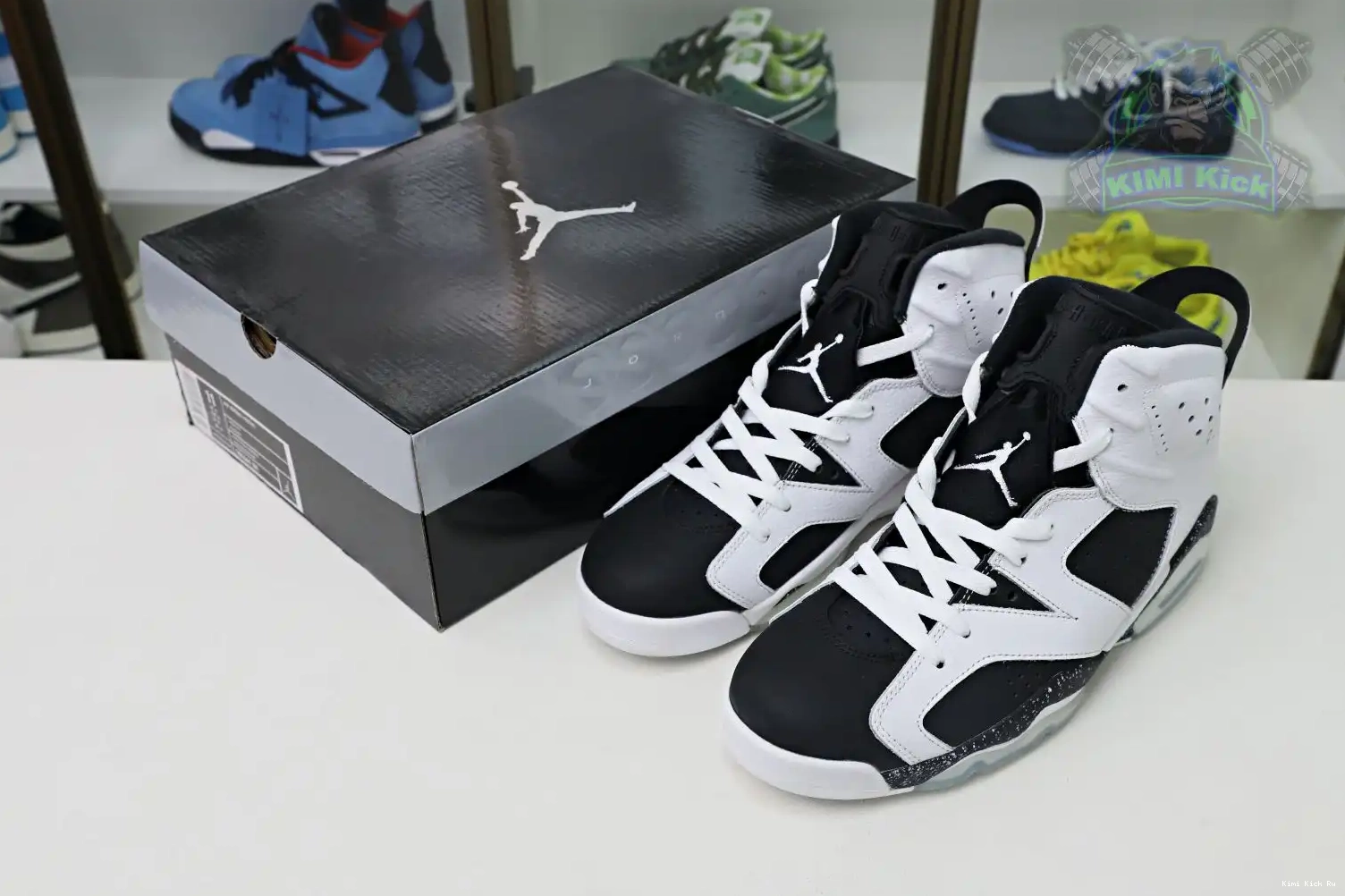 Kimikick Jordan Jordan Oreo Air Retro 6 0821